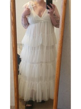 Arula White Tiered Tulle Maxi Dress